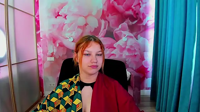 AngelinaLow online show from May 11, 11:22 am