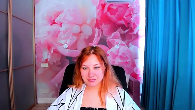 AngelinaLow online show from April 14, 11:26 am