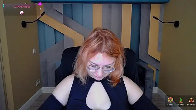 AngelinaLow online show from November 30, 6:36 am