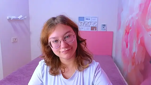 AngelinaLow online show from November 11, 12:33 pm