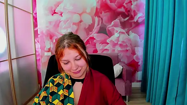 AngelinaLow online show from May 11, 4:04 pm