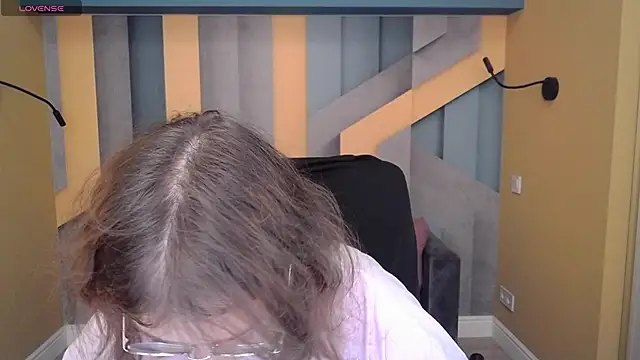 AngelinaLow online show from November 2, 6:29 am