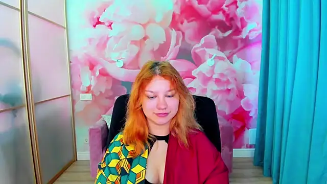 AngelinaLow online show from May 10, 5:55 am