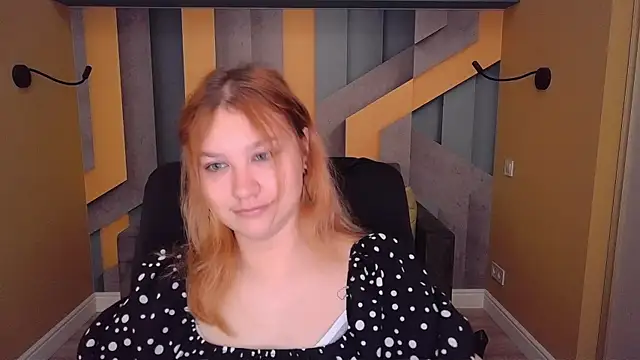 AngelinaLow online show from May 24, 5:29 am