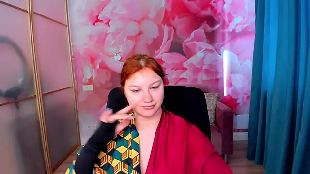 AngelinaLow online show from April 8, 5:31 am