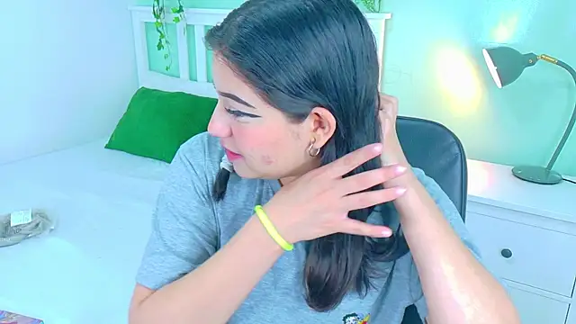 Snapshot of Kathe_sweetness chatting on September 20, 11:37 am Kathe sweetness online show from September 20, 11:37 am
