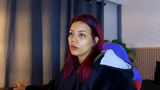 Snapshot of TiffanyWalk chatting on January 14, 11:25 am TiffanyWalk online show from January 14, 11:25 am