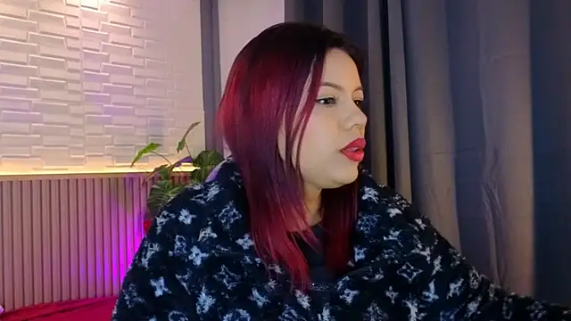 TiffanyWalk online show from November 16, 10:42 am