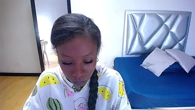 Snapshot of goldenn_ass1 chatting on November 22, 4:22 am goldenn ass1 online show from November 22, 4:22 am