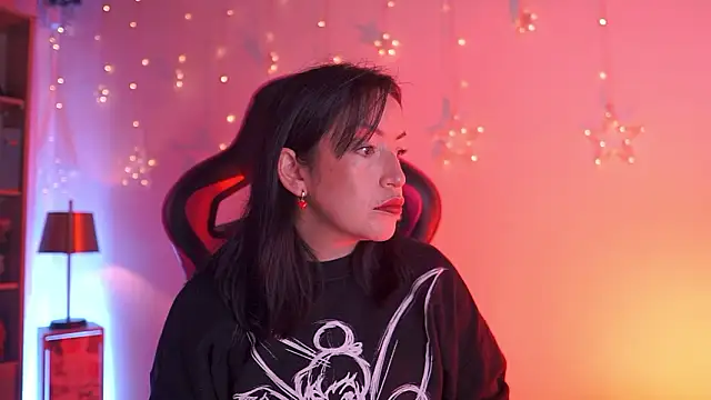 Madison Mayer online show from March 24, 12:49 pm