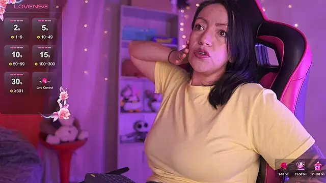 Madison Mayer online show from February 11, 1:11 pm