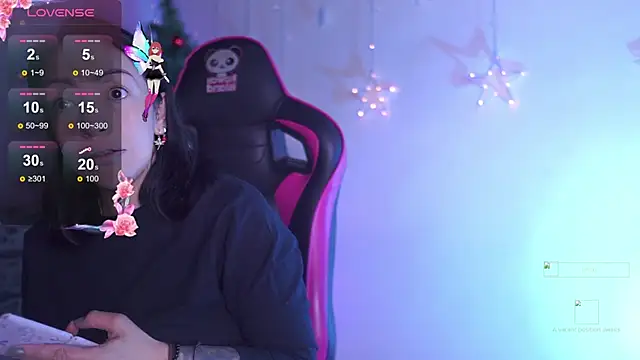 Madison Mayer online show from November 28, 1:11 pm