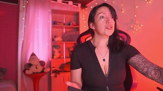 Madison Mayer online show from April 17, 12:41 pm