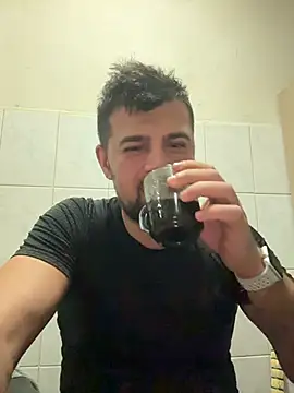 Snapshot of whatthedoctorordered chatting on December 17, 12:26 am whatthedoctorordered online show from December 17, 12:26 am