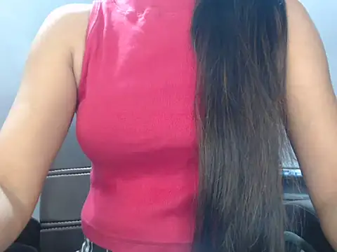 Snapshot of TheMostBeautifullGirl- chatting on June 18, 6:02 pm TheMostBeautifullGirl- online show from June 18, 6:02 pm