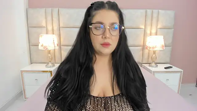 Amara Sinclair online show from March 16, 8:43 pm