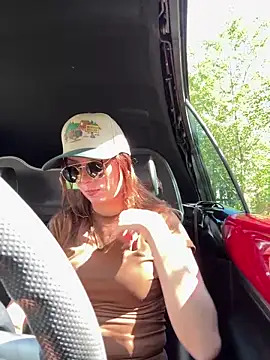 Snapshot of SpaceCowWhore chatting on September 12, 5:24 pm SpaceCowWhore online show from September 12, 5:24 pm