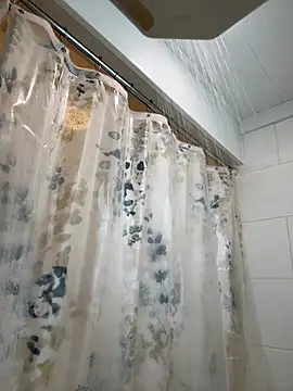 SpaceCowWhore online show from February 14, 4:18 pm