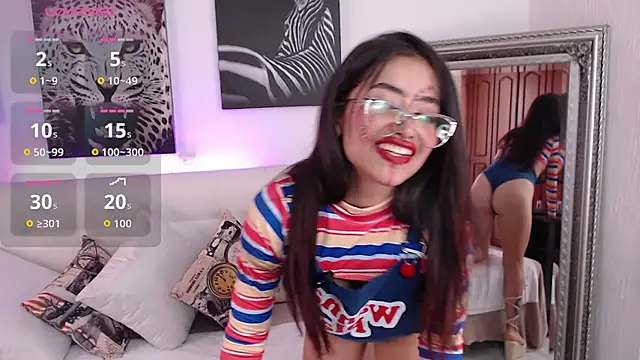 sophie-carter online show from October 31, 8:05 pm