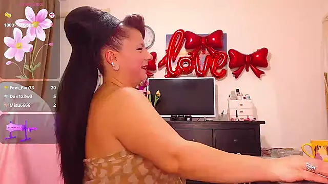 Snapshot of passionforkiss chatting on February 10, 10:30 pm passionforkiss online show from February 10, 10:30 pm