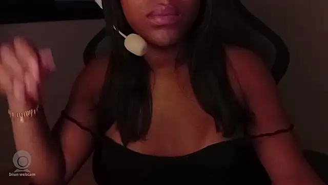 cammydebora online show from September 16, 8:10 pm