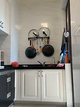 aa520uv online show from November 2, 3:22 am