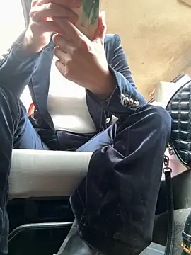 aa520uv online show from November 3, 3:34 am