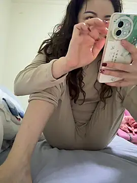 aa520uv online show from April 10, 1:34 am