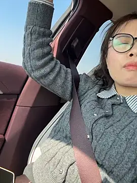 aa520uv online show from March 11, 5:56 am