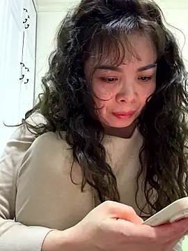 aa520uv online show from January 17, 3:15 pm