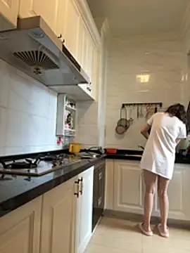 aa520uv online show from April 18, 2:36 am