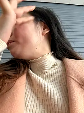 aa520uv online show from November 13, 4:27 am