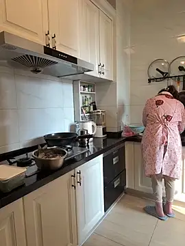 aa520uv online show from December 20, 2:47 am