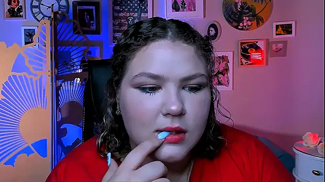 Snapshot of FlorenceAnderson chatting on September 22, 9:15 am FlorenceAnderson online show from September 22, 9:15 am