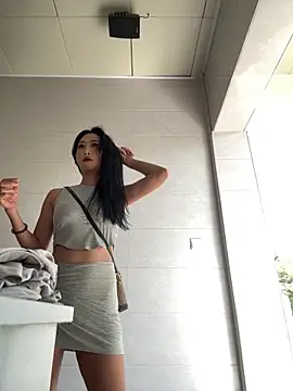 Snapshot of linger-23 chatting on September 26, 6:31 am linger-23 online show from September 26, 6:31 am