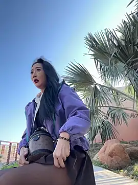 linger-23 online show from December 17, 6:18 am