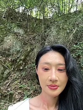 Snapshot of linger-23 chatting on September 22, 7:36 am linger-23 online show from September 22, 7:36 am