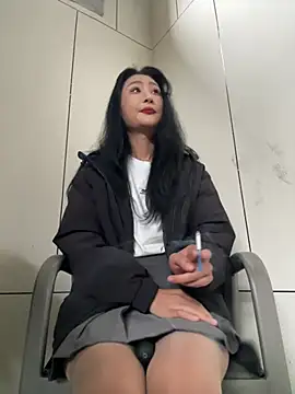 linger-23 online show from March 27, 8:26 am