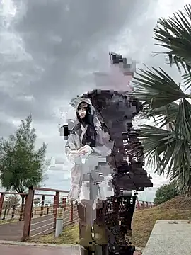 linger-23 online show from January 12, 6:42 am