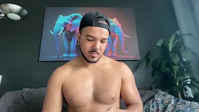 highlatin guysoficial online show from May 14, 1:52 pm