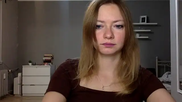 Snapshot of MillieShow chatting on November 11, 9:53 pm MillieShow online show from November 11, 9:53 pm