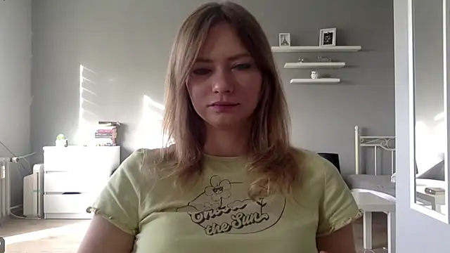 Snapshot of MillieShow chatting on October 13, 7:32 am MillieShow online show from October 13, 7:32 am