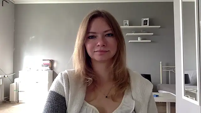 Snapshot of MillieShow chatting on September 11, 7:08 am MillieShow online show from September 11, 7:08 am