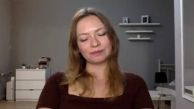 Snapshot of MillieShow chatting on October 26, 10:21 pm MillieShow online show from October 26, 10:21 pm