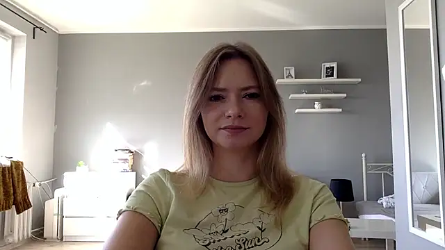 Snapshot of MillieShow chatting on September 25, 8:09 am MillieShow online show from September 25, 8:09 am