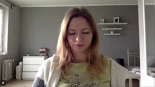 Snapshot of MillieShow chatting on October 7, 9:54 am MillieShow online show from October 7, 9:54 am