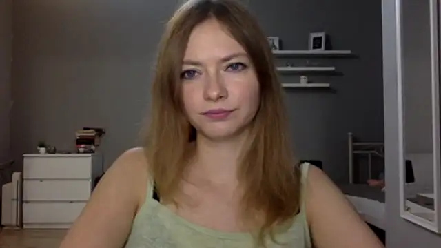 Snapshot of MillieShow chatting on November 4, 11:08 pm MillieShow online show from November 4, 11:08 pm