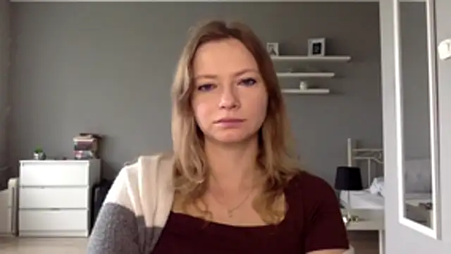 Snapshot of MillieShow chatting on October 24, 7:40 am MillieShow online show from October 24, 7:40 am