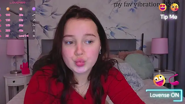 Cute kitty- online show from January 12, 10:25 pm