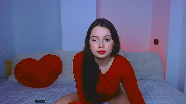 Cute kitty- online show from March 15, 3:40 am